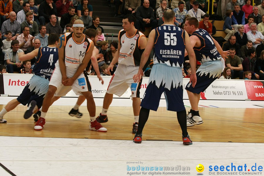 Basketball Bundesliga: ULM - BREMERHAVEN: Ulm, 27.02.2010