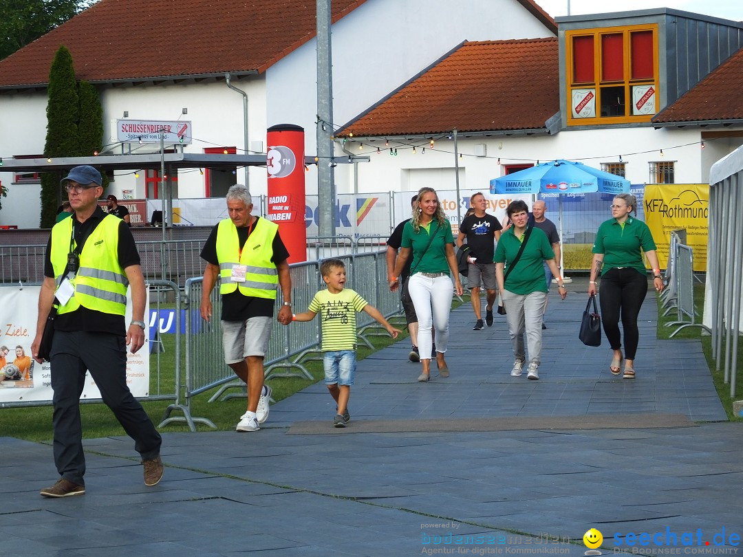 Waldstadion Open Air mit Lea und Mike Singer: Neufra, 05.07.2019