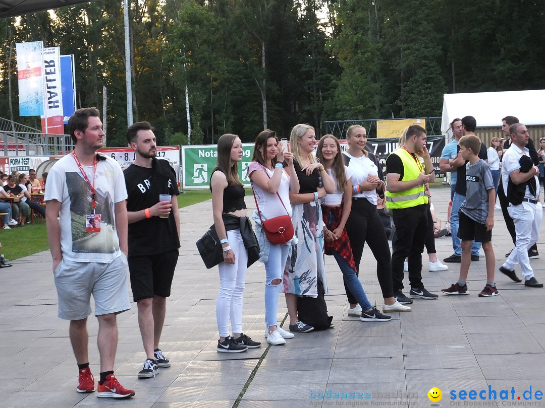 Waldstadion Open Air mit Lea und Mike Singer: Neufra, 05.07.2019