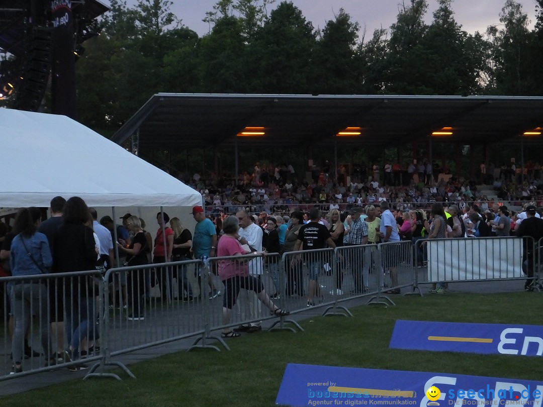 Waldstadion Open Air mit Beatrice Egli und Francine Jordi: Neufra, 06.07.20