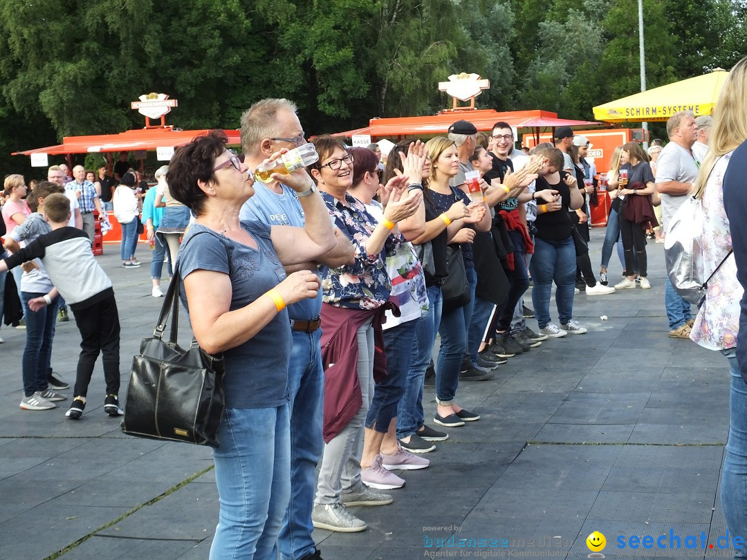 Waldstadion Open Air mit Beatrice Egli und Francine Jordi: Neufra, 06.07.20