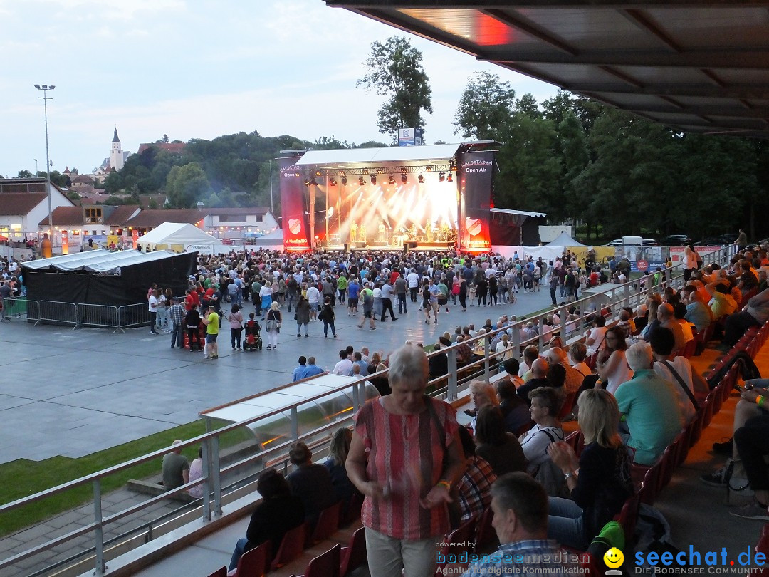 Waldstadion Open Air mit Beatrice Egli und Francine Jordi: Neufra, 06.07.20