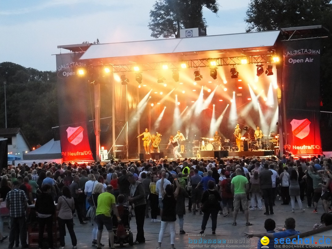 Waldstadion Open Air mit Beatrice Egli und Francine Jordi: Neufra, 06.07.20