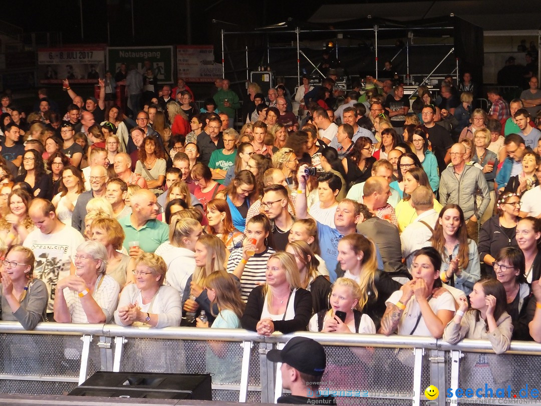 Waldstadion Open Air mit Beatrice Egli und Francine Jordi: Neufra, 06.07.20