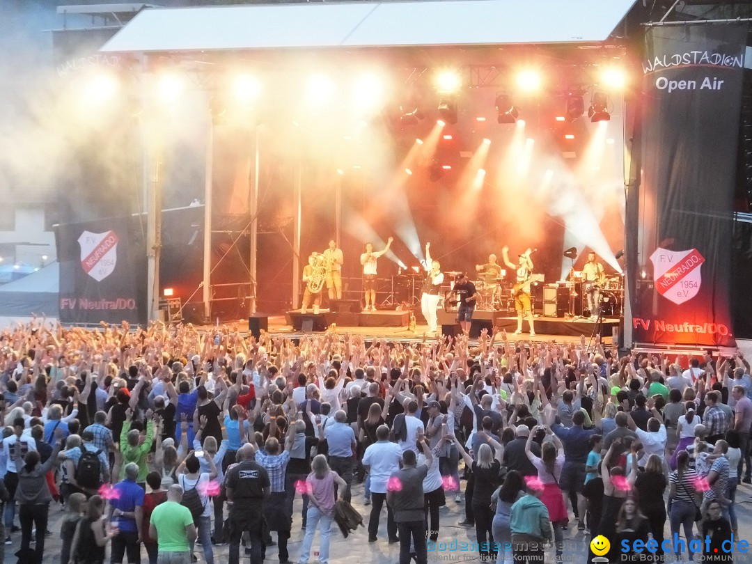 Waldstadion Open Air mit Beatrice Egli und Francine Jordi: Neufra, 06.07.20