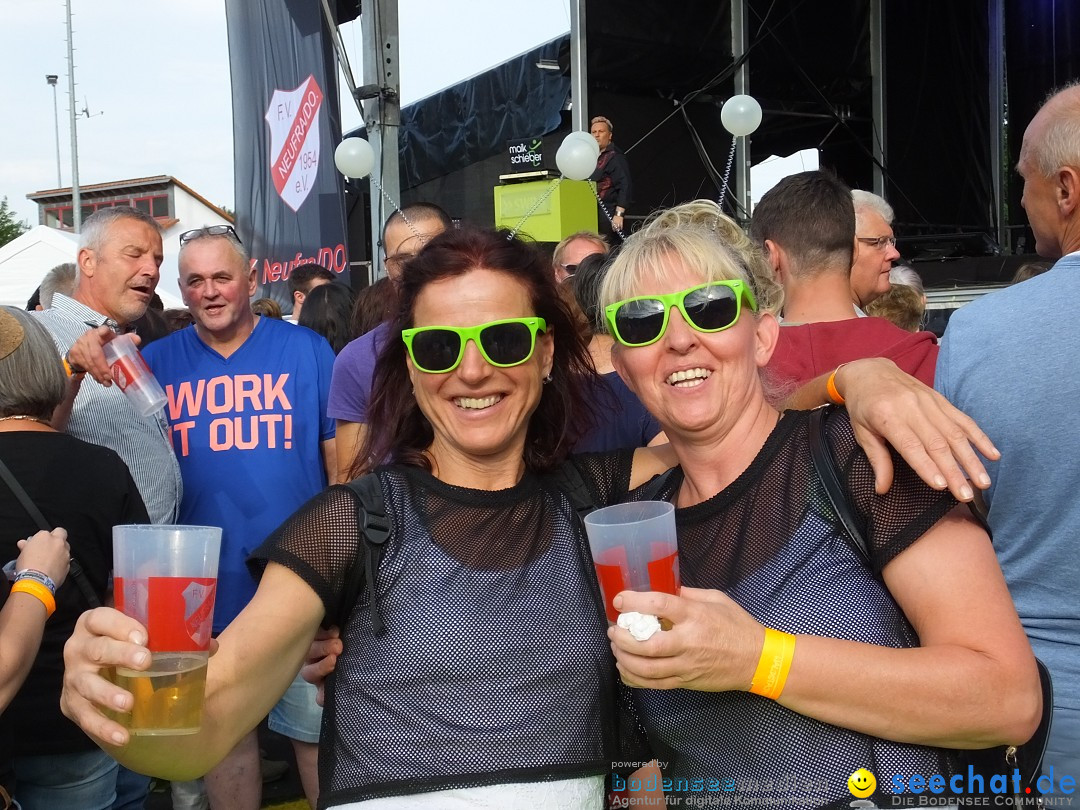 Waldstadion Open Air mit Beatrice Egli und Francine Jordi: Neufra, 06.07.20