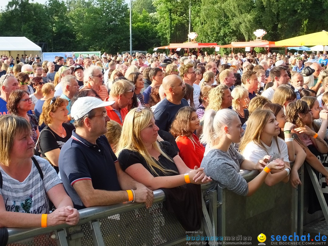 Waldstadion Open Air mit Beatrice Egli und Francine Jordi: Neufra, 06.07.20