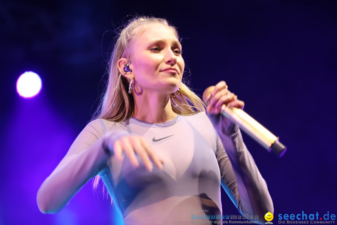 Glasperlenspiel Licht und Schatten Tour, Oberschwabenhalle: Ravensburg, 29.