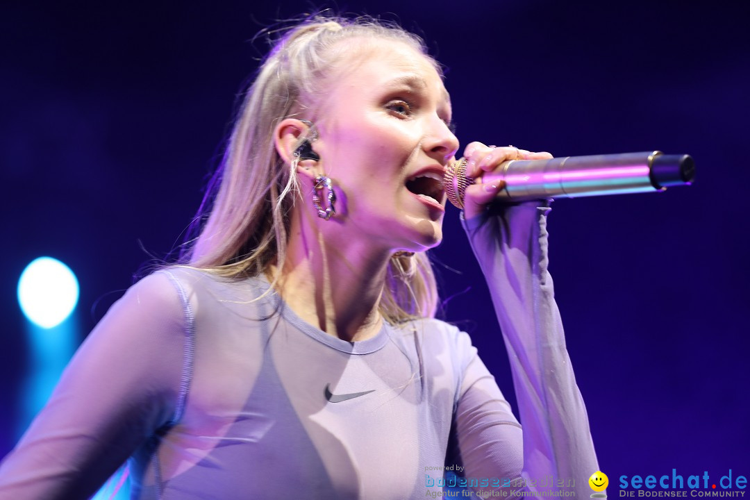 Glasperlenspiel Licht und Schatten Tour, Oberschwabenhalle: Ravensburg, 29.