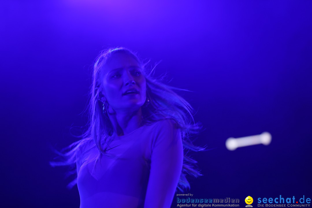 Glasperlenspiel Licht und Schatten Tour, Oberschwabenhalle: Ravensburg, 29.