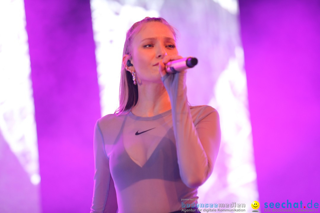 Glasperlenspiel Licht und Schatten Tour, Oberschwabenhalle: Ravensburg, 29.