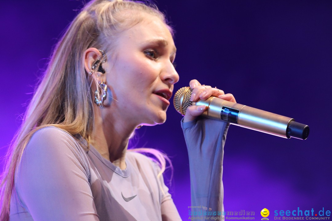 Glasperlenspiel Licht und Schatten Tour, Oberschwabenhalle: Ravensburg, 29.