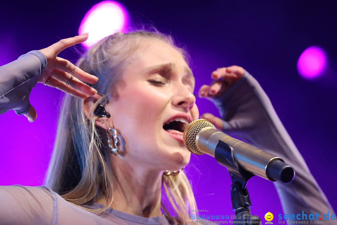 Glasperlenspiel Licht und Schatten Tour, Oberschwabenhalle: Ravensburg, 29.