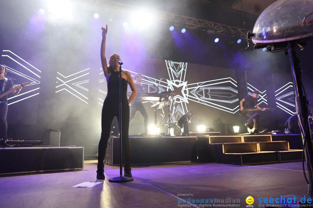 Glasperlenspiel Licht und Schatten Tour, Oberschwabenhalle: Ravensburg, 29.