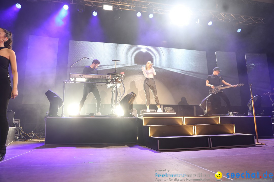 Glasperlenspiel Licht und Schatten Tour, Oberschwabenhalle: Ravensburg, 29.