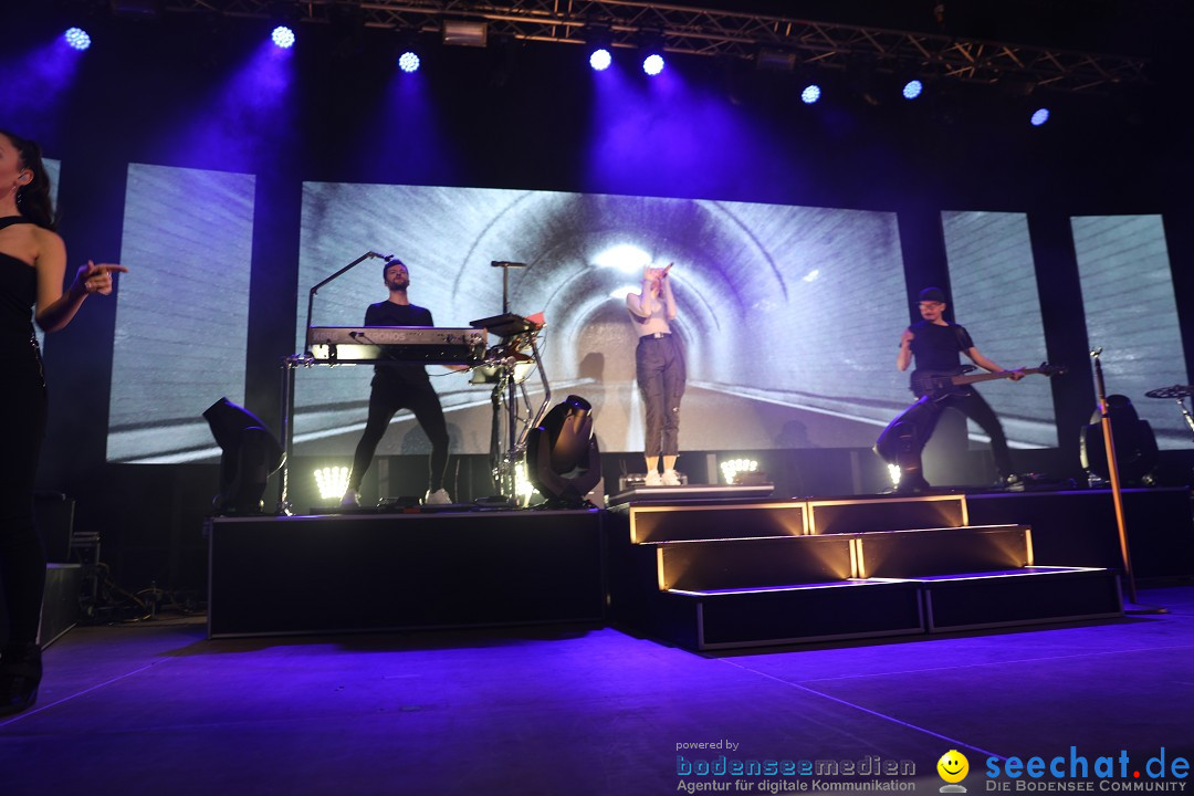 Glasperlenspiel Licht und Schatten Tour, Oberschwabenhalle: Ravensburg, 29.