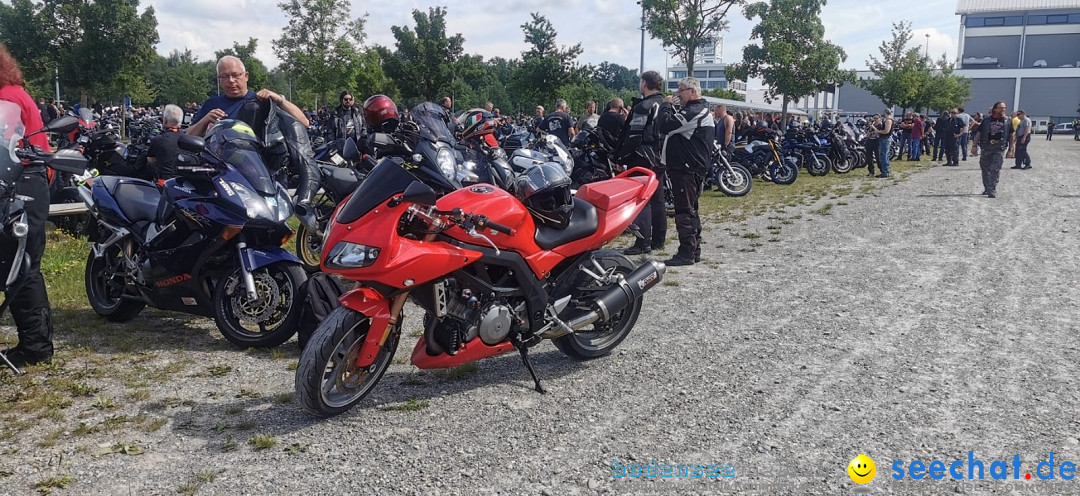 Motorraddemo gegen Sonntagsfahrverbot: Friedrichshafen am Bodensee, 04.07.2