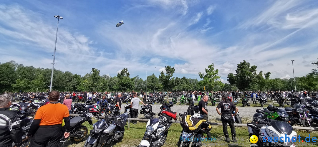 Motorraddemo gegen Sonntagsfahrverbot: Friedrichshafen am Bodensee, 04.07.2