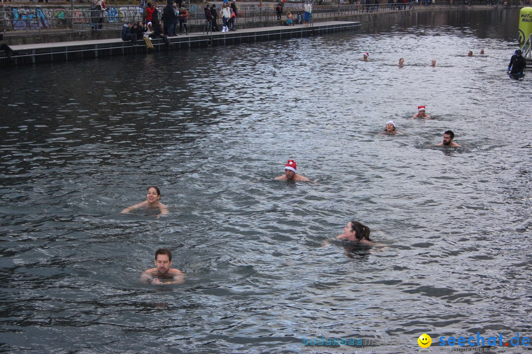 Nikolaus-Schwimmen - 21. Samichlaus-Schwimmen: Zuerich, 05.12.2021