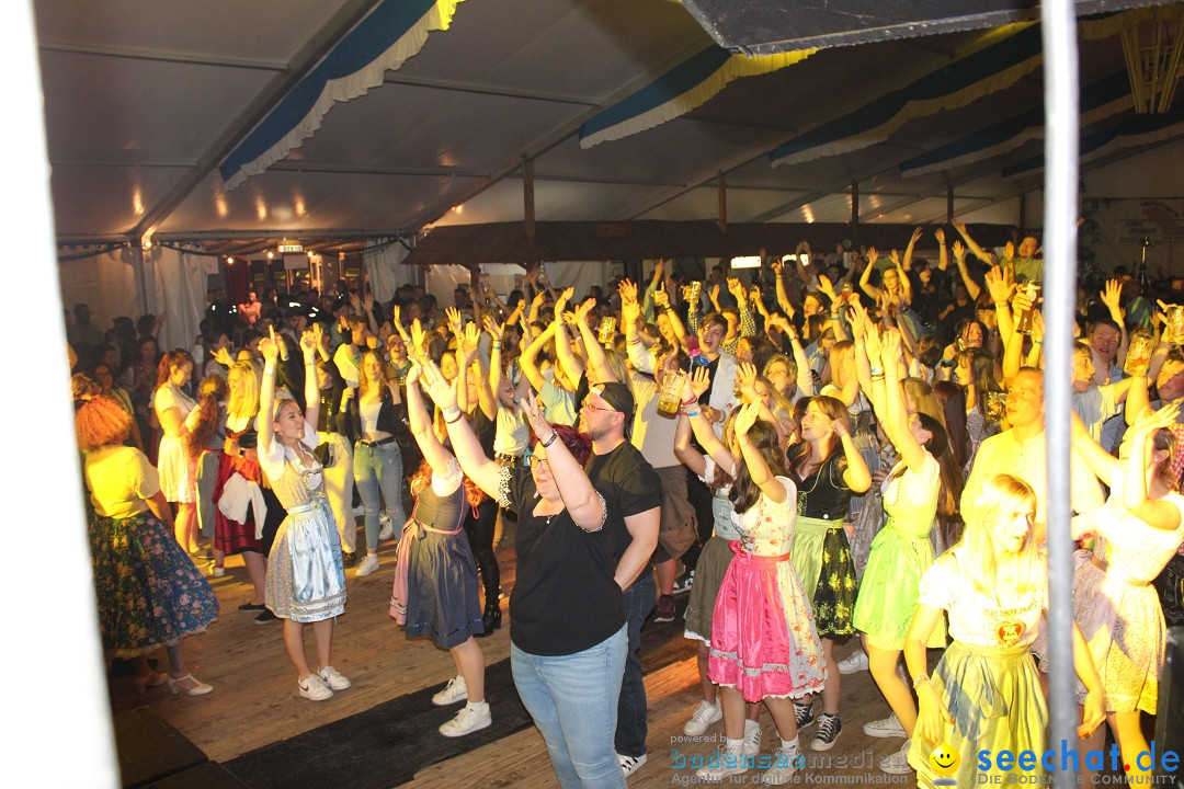 Nacht in Tracht mit Fly Partymusic: Schnetzenhausen, 28.05.2022