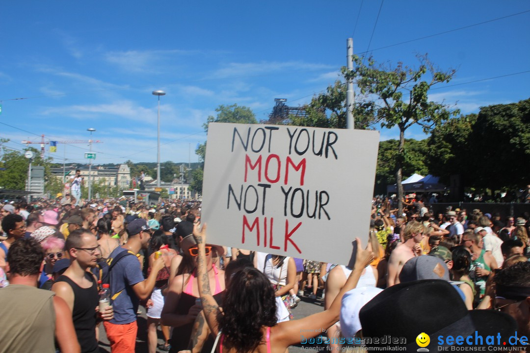 Street Parade 2022 mit dem Motto THINK: Zuerich, 13.08.2022