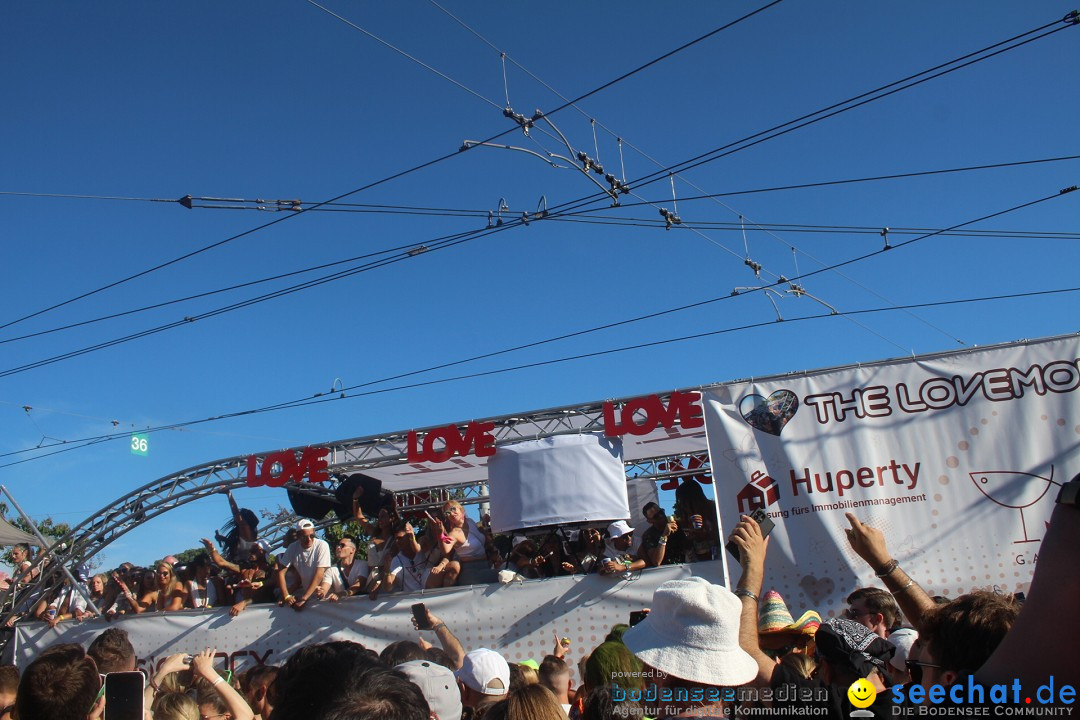 Street Parade 2022 mit dem Motto THINK: Zuerich, 13.08.2022