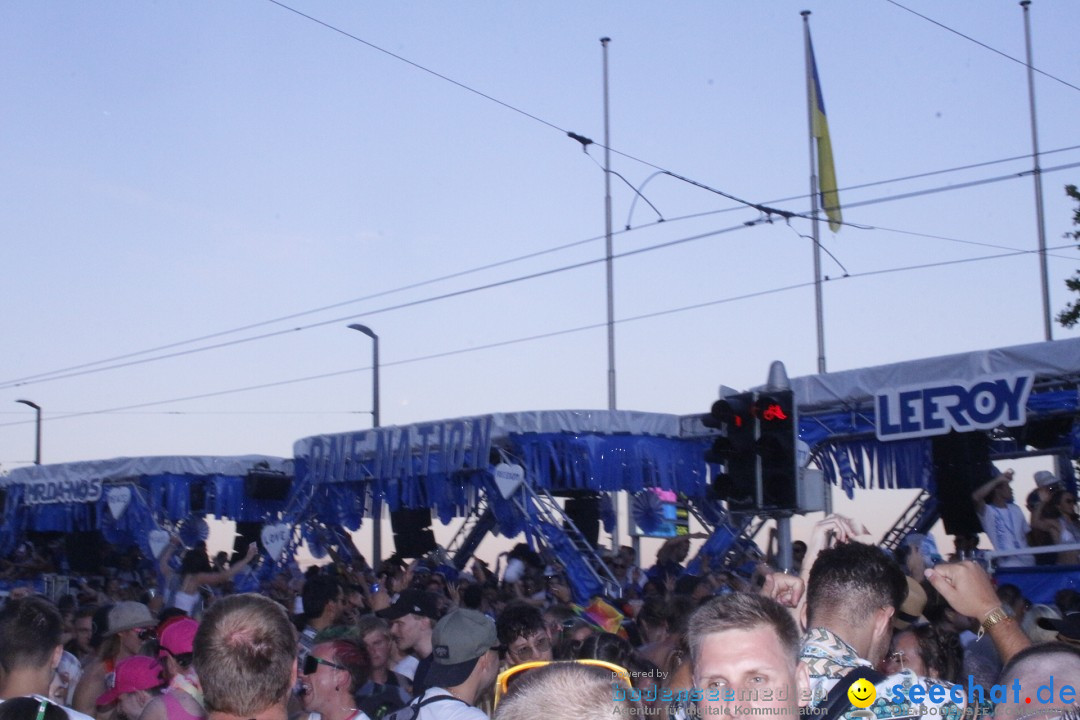 Street Parade 2022 mit dem Motto THINK: Zuerich, 13.08.2022