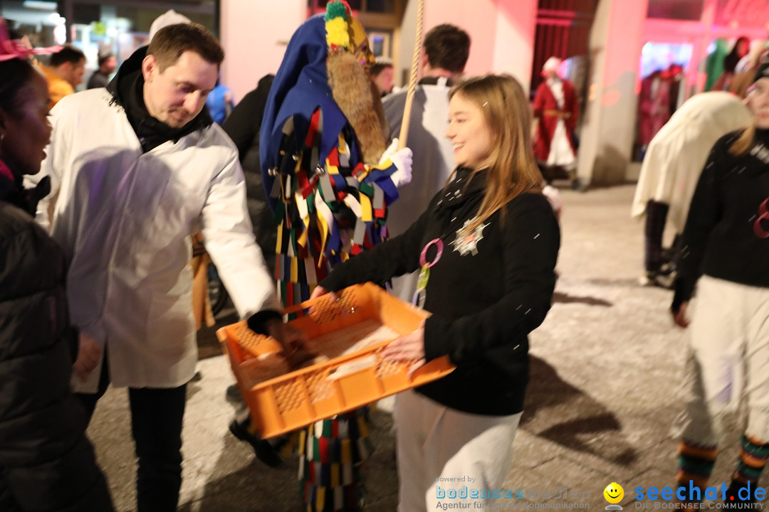 Hemdglonkerumzug - Schwarze Veri Zunft und Kitas: Ravensburg, 17.02.2023