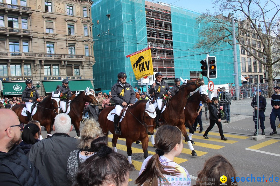 Sechselaeuten Umzug der Zuenfte: Zuerich, 17.04.2023