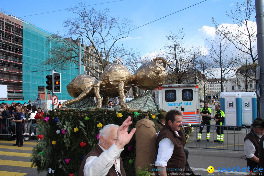 Sechselaeuten Umzug der Zuenfte: Zuerich, 17.04.2023