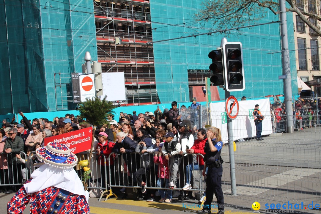 Sechselaeuten Umzug der Zuenfte: Zuerich, 17.04.2023