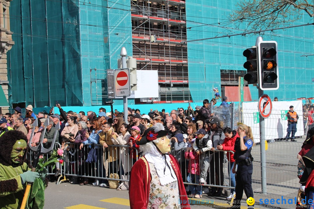 Sechselaeuten Umzug der Zuenfte: Zuerich, 17.04.2023