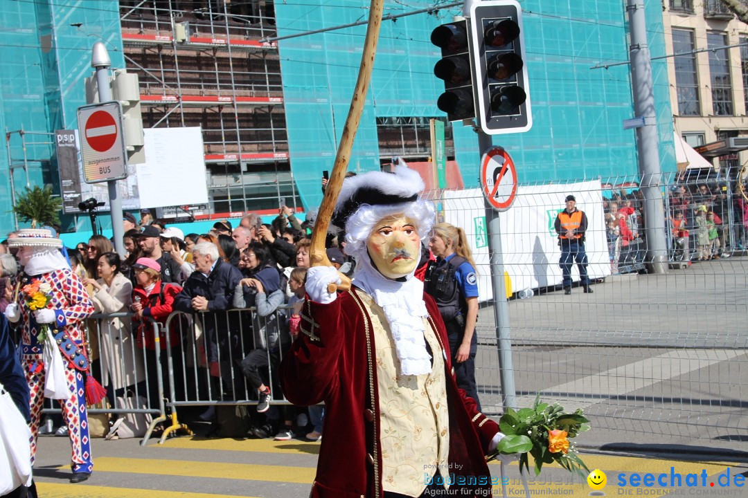 Sechselaeuten Umzug der Zuenfte: Zuerich, 17.04.2023