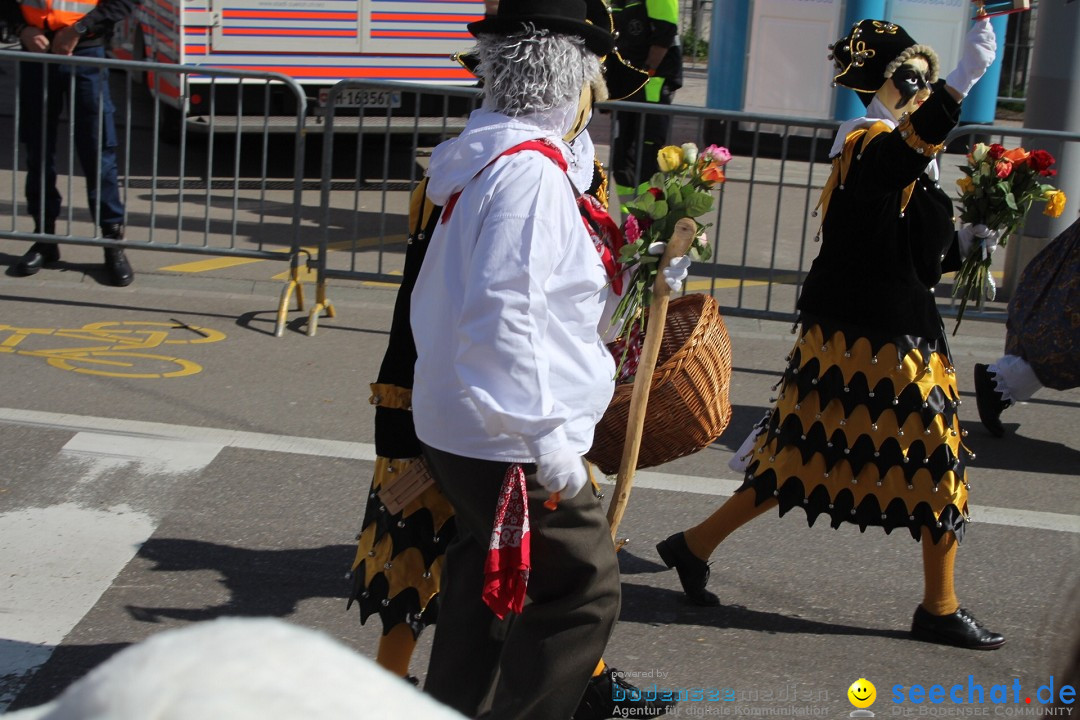 Sechselaeuten Umzug der Zuenfte: Zuerich, 17.04.2023