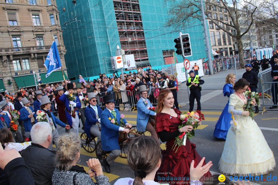 Sechselaeuten Umzug der Zuenfte: Zuerich, 17.04.2023