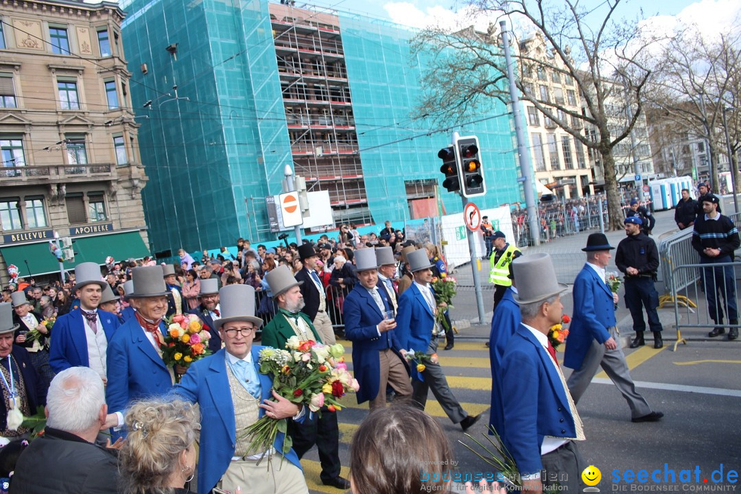 Sechselaeuten Umzug der Zuenfte: Zuerich, 17.04.2023