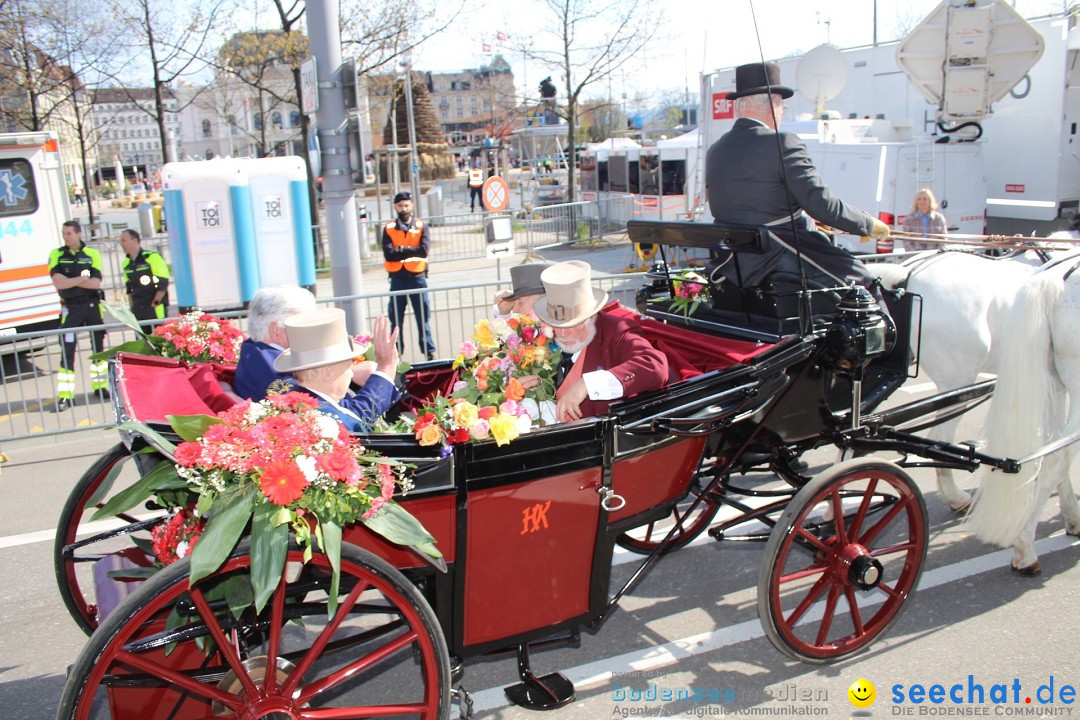 Sechselaeuten Umzug der Zuenfte: Zuerich, 17.04.2023