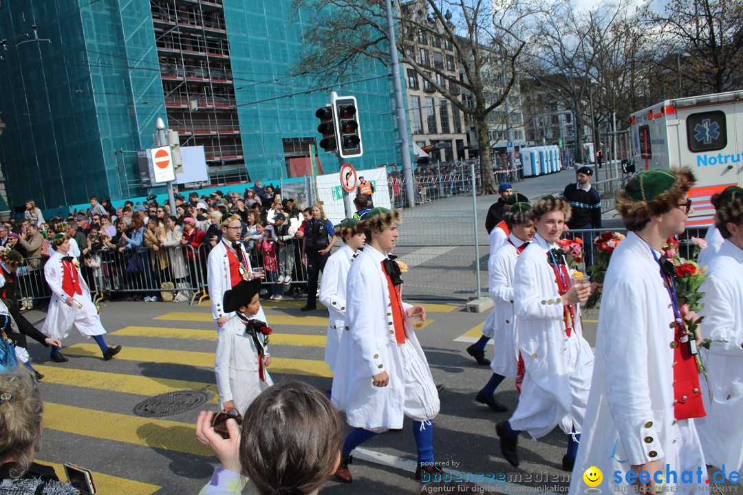 Sechselaeuten Umzug der Zuenfte: Zuerich, 17.04.2023