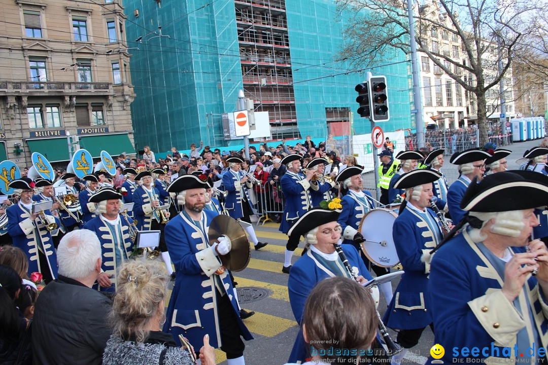 Sechselaeuten Umzug der Zuenfte: Zuerich, 17.04.2023