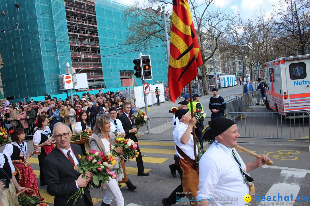 Sechselaeuten Umzug der Zuenfte: Zuerich, 17.04.2023