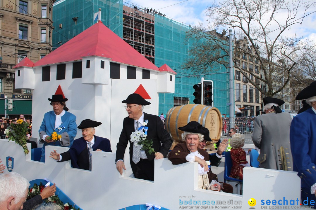 Sechselaeuten Umzug der Zuenfte: Zuerich, 17.04.2023