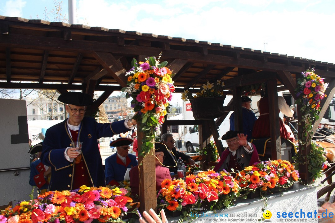 Sechselaeuten Umzug der Zuenfte: Zuerich, 17.04.2023