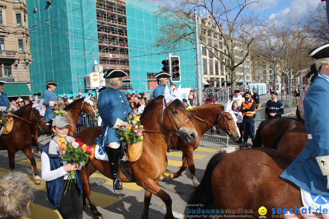 Sechselaeuten Umzug der Zuenfte: Zuerich, 17.04.2023