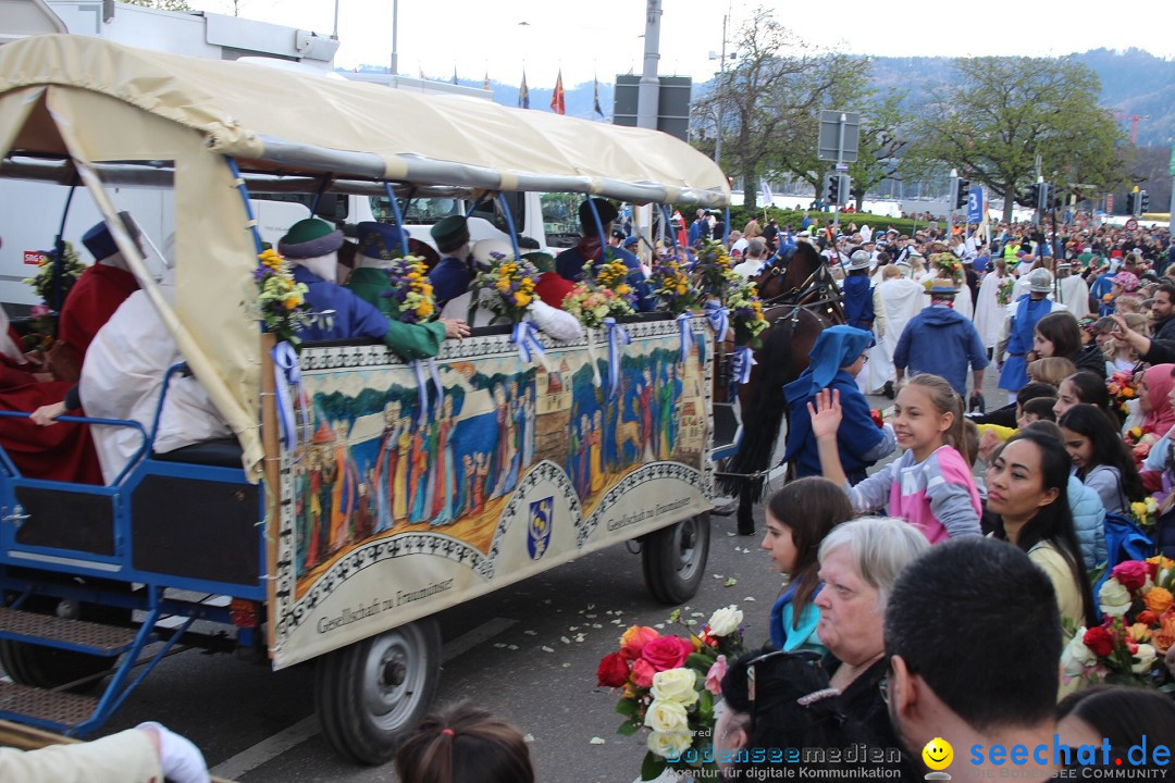 Sechselaeuten Umzug der Zuenfte: Zuerich, 17.04.2023