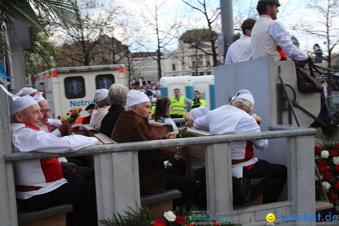 Sechselaeuten Umzug der Zuenfte: Zuerich, 17.04.2023