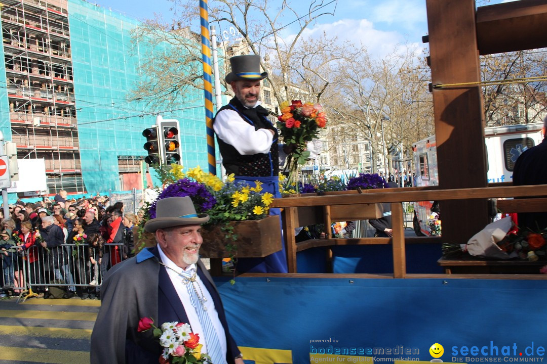 Sechselaeuten Umzug der Zuenfte: Zuerich, 17.04.2023