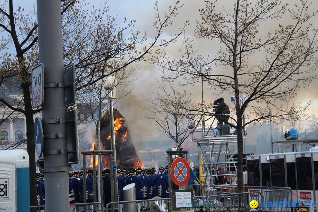 Sechselaeuten Umzug der Zuenfte: Zuerich, 17.04.2023