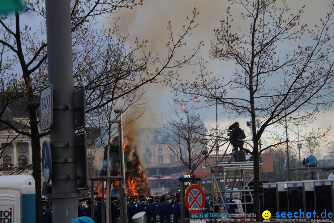 Sechselaeuten Umzug der Zuenfte: Zuerich, 17.04.2023