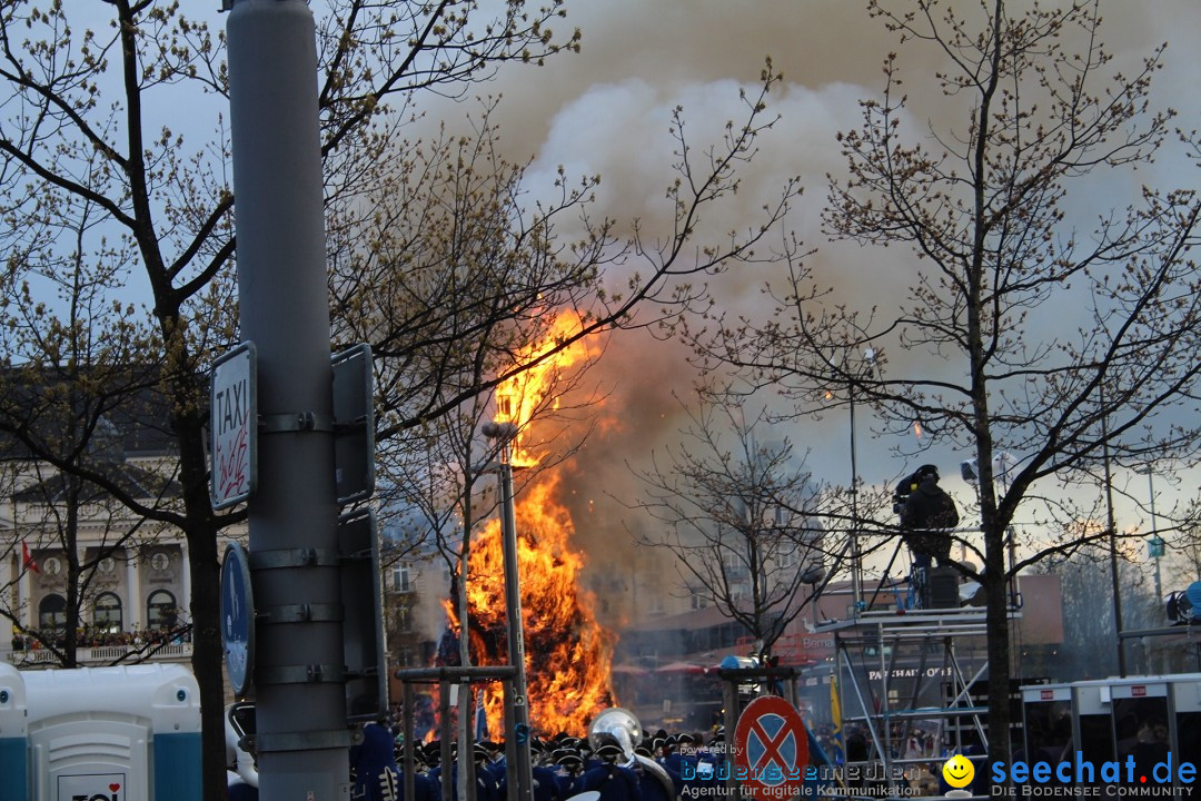 Sechselaeuten Umzug der Zuenfte: Zuerich, 17.04.2023