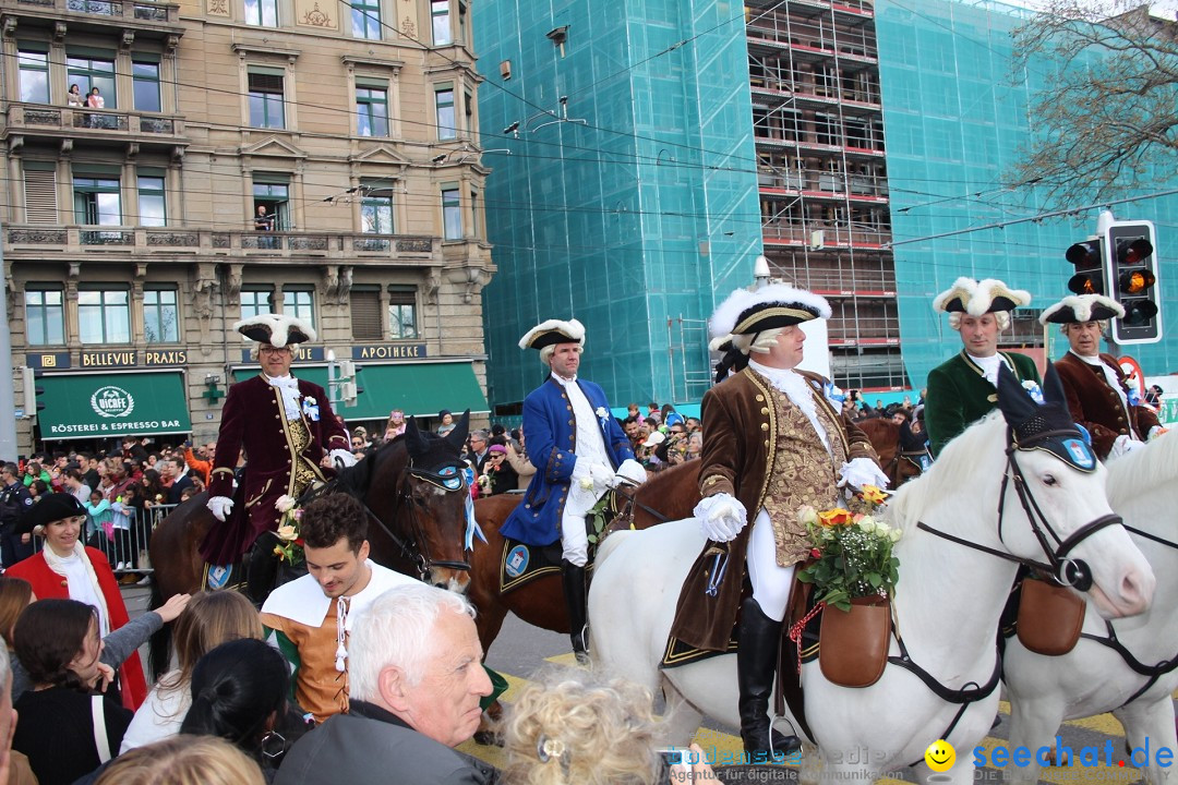 Sechselaeuten Umzug der Zuenfte: Zuerich, 17.04.2023